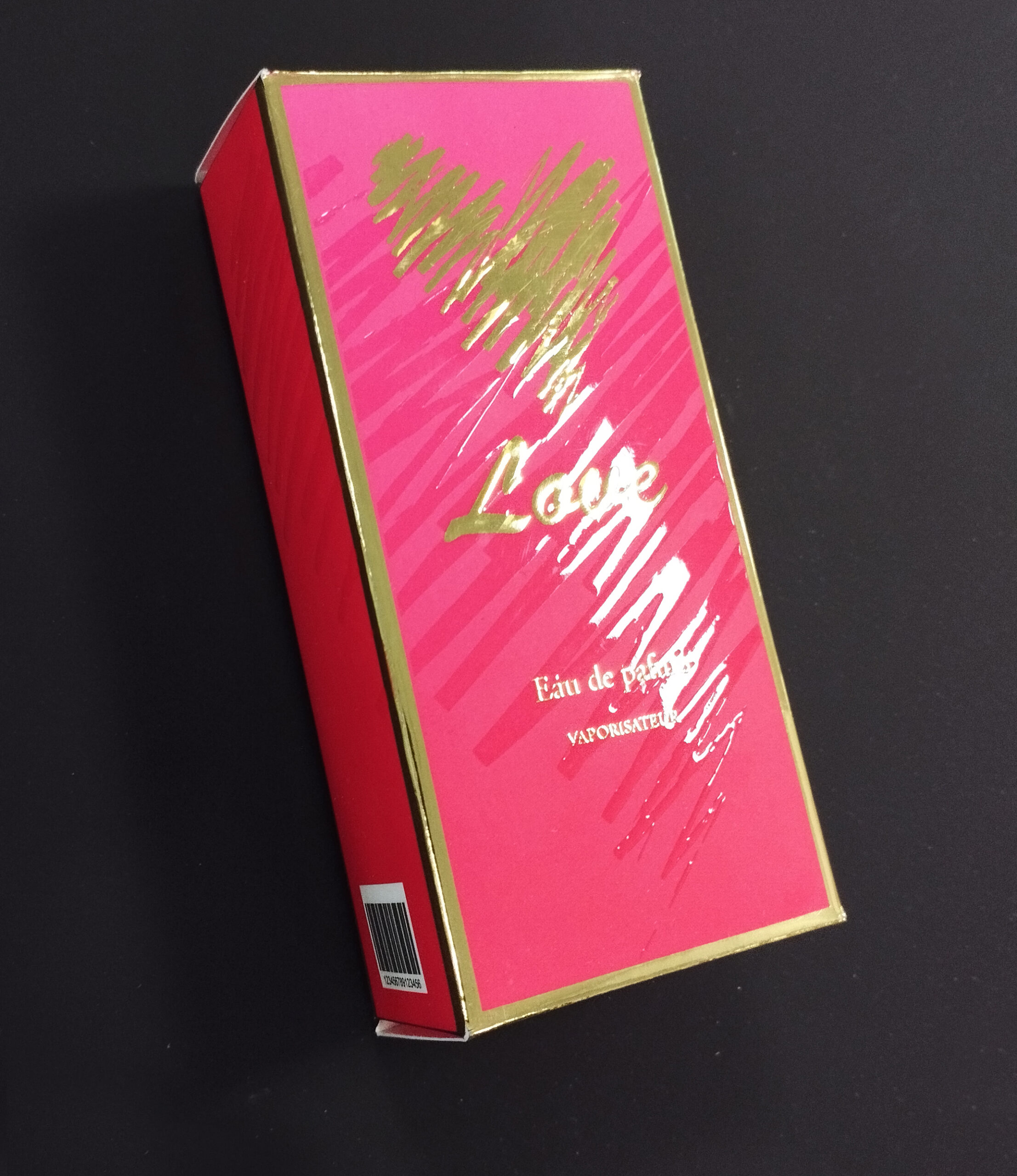Packaging as a vector of emotion: when digital finishing redefines packaging codes